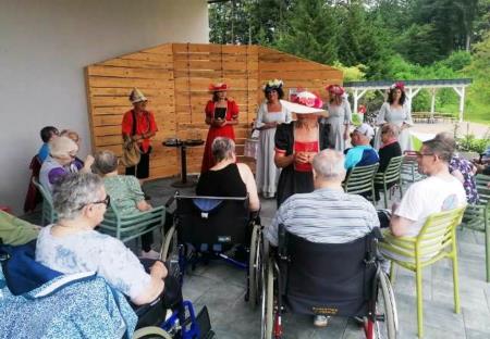 Društvo Grofje Koroške razveseljujejo vse od mladih do starejših (14)